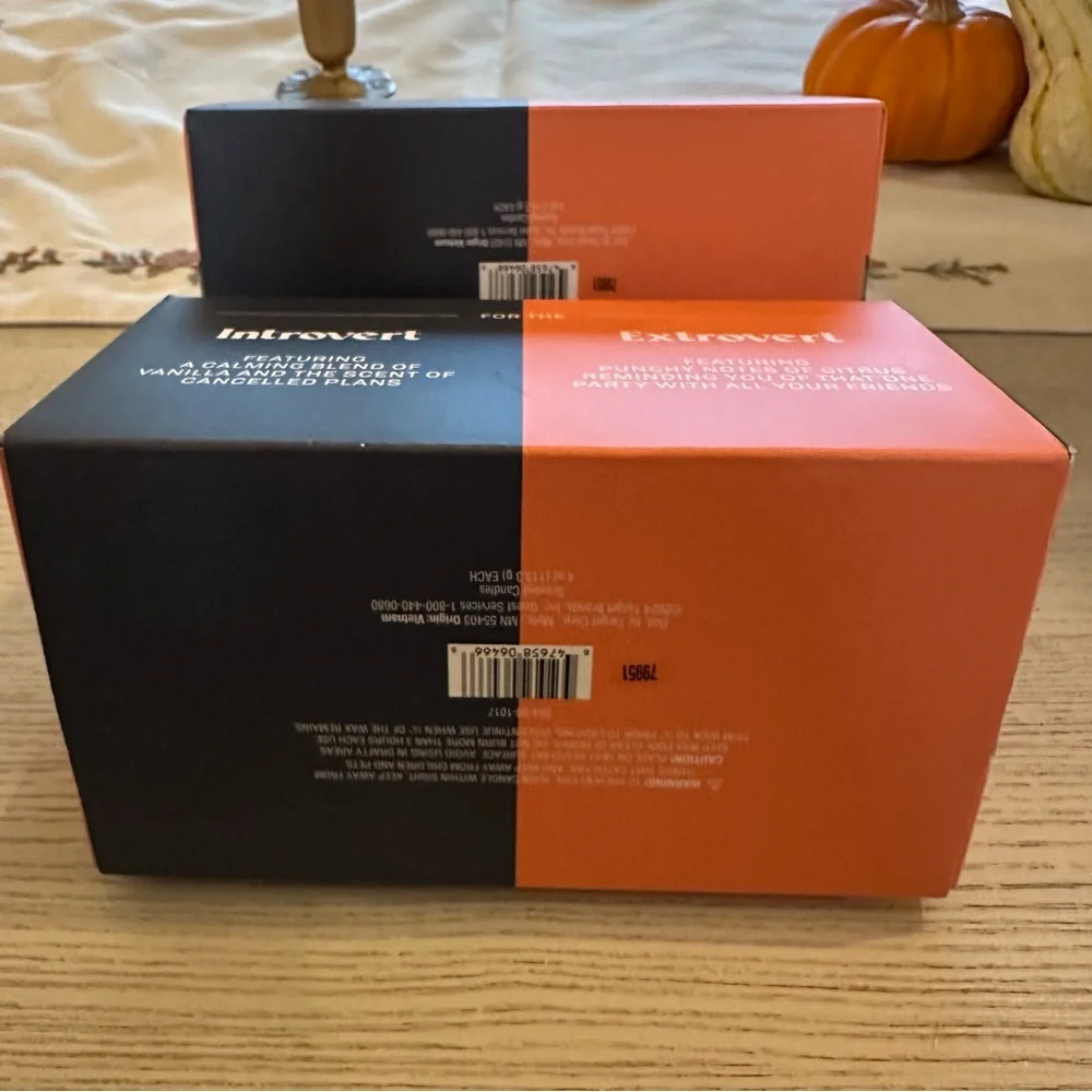 BUNDLE OF TWO SETS - 4 SOY CANDLES Personalities Introvert & Extrovert NEW